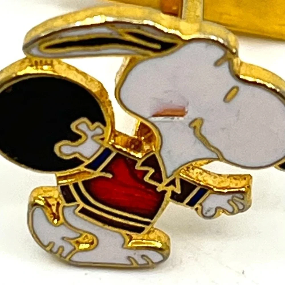 Vintage Snoopy Cufflink Tie Tack Set‎ Enamel Gold Tone Peanuts Character Comic